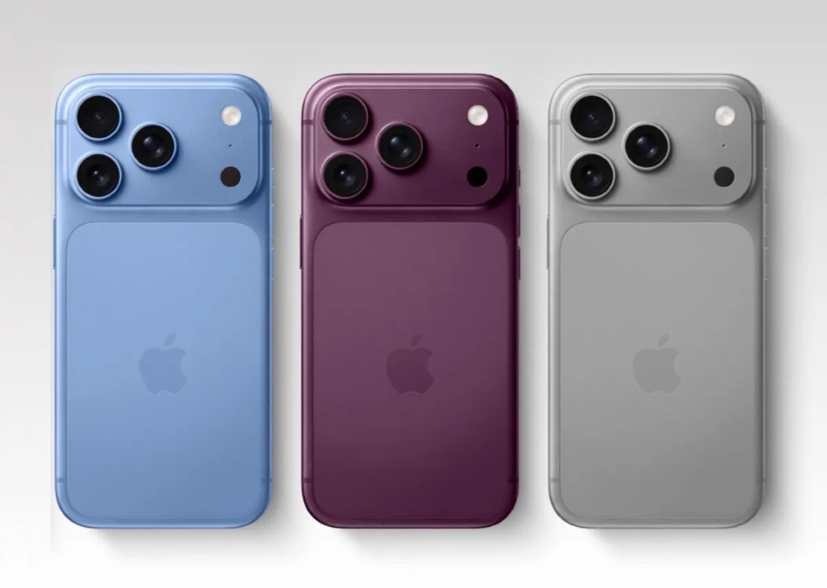 iPhone 18 Pro Max Gets Triple 48MP Sensors — and the Variable Aperture Changes Everything