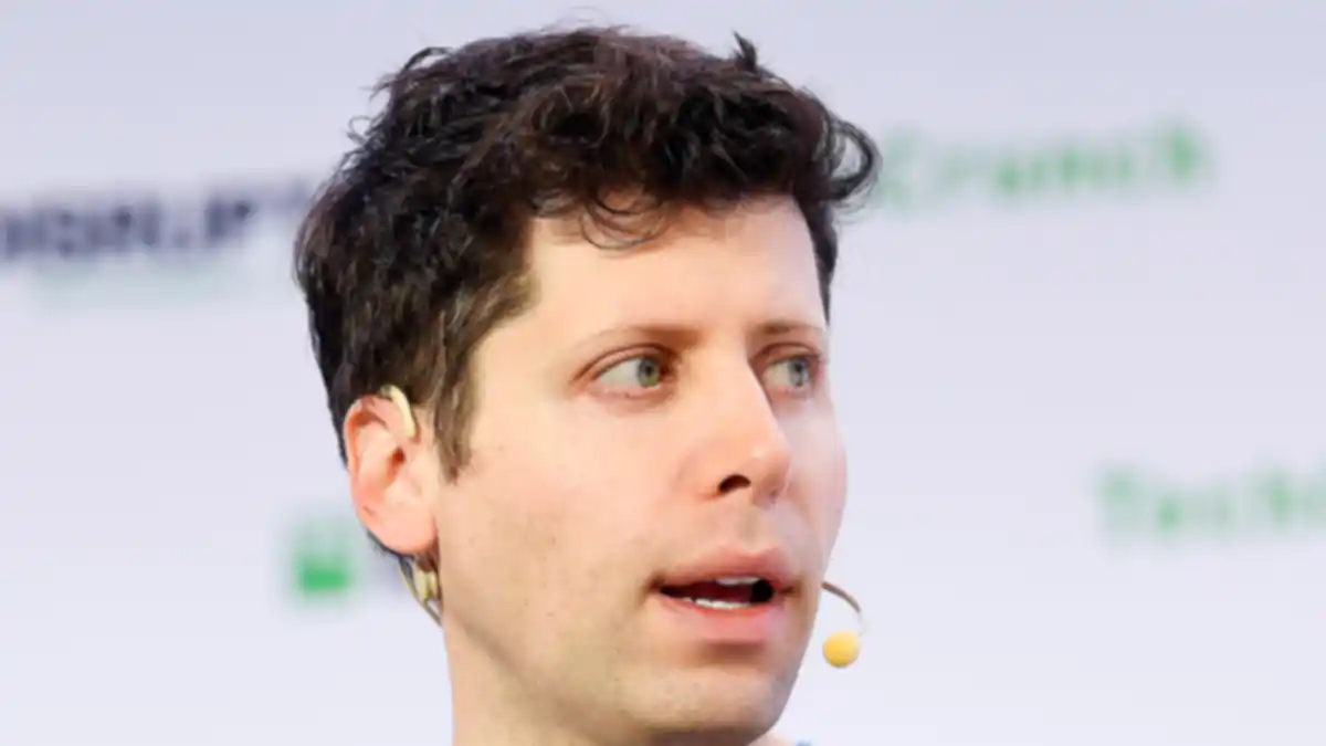 Sam Altman speaking at TechCrunch Disrupt San Francisco 2019